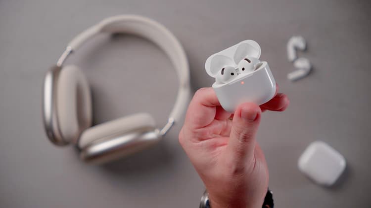 Youtube Video Unboxing e hands-on dos AirPods 4 — e uma discussão sobre os AirPods Max!